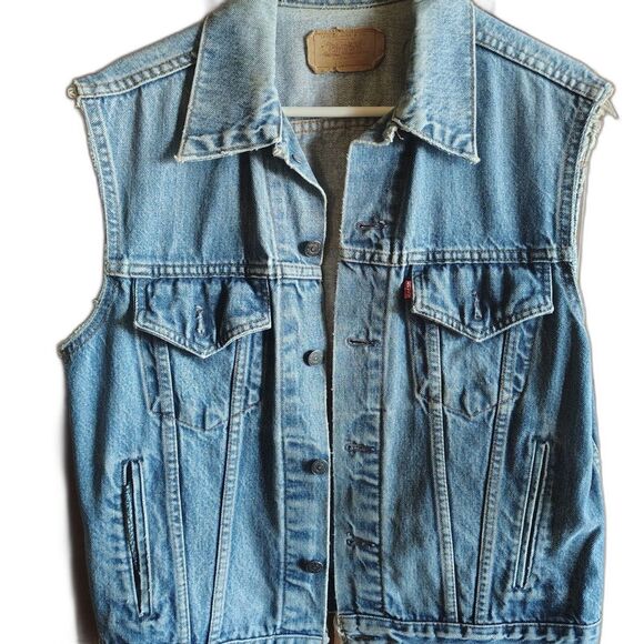 Levi's Vintage Blue Denim Vest size 42 - Picture 1 of 13